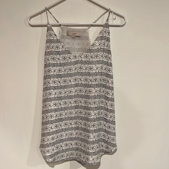 LOFT Tops - DONATED! Loft floral tank. Size small
